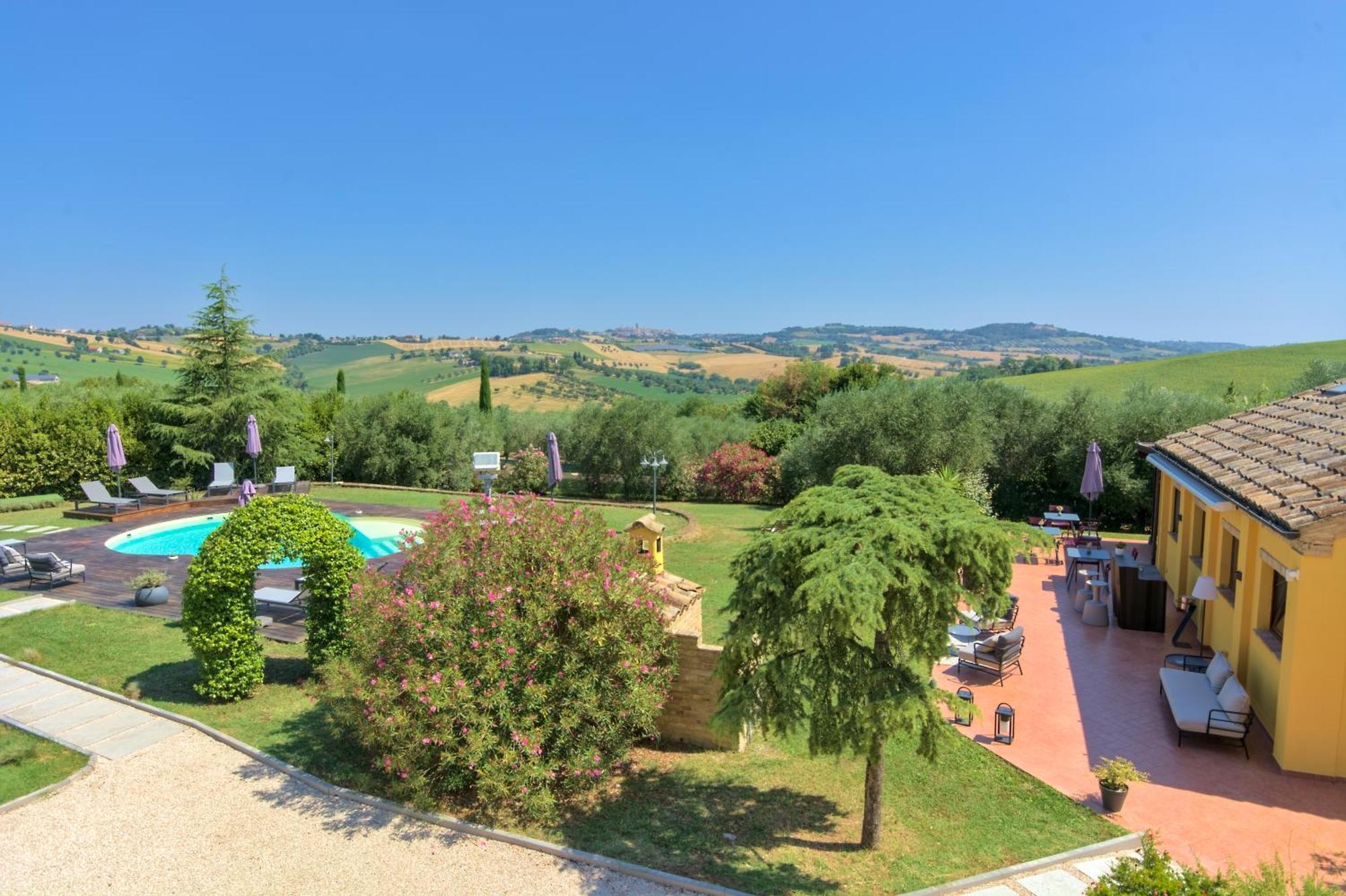 Villa Morro Suites Morrovalle エクステリア 写真